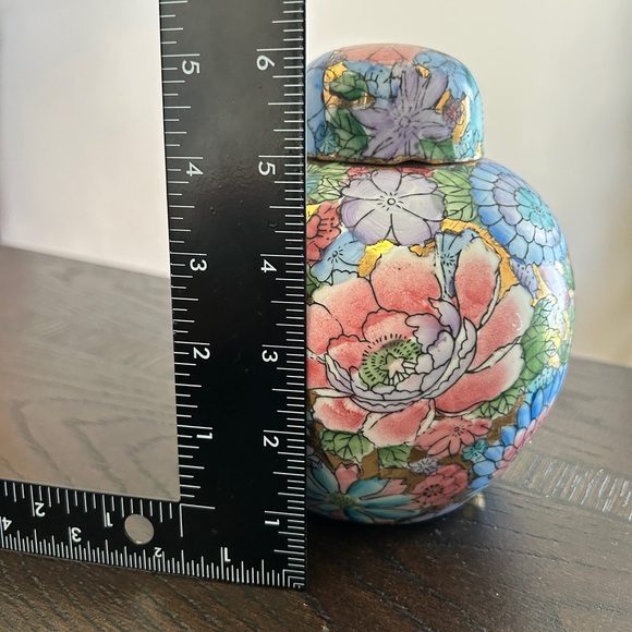 Vintage Fine Chinese Porcelain Thousand Flowers Ovoid Covered Ginger Jar Vase - Picture 9 of 16